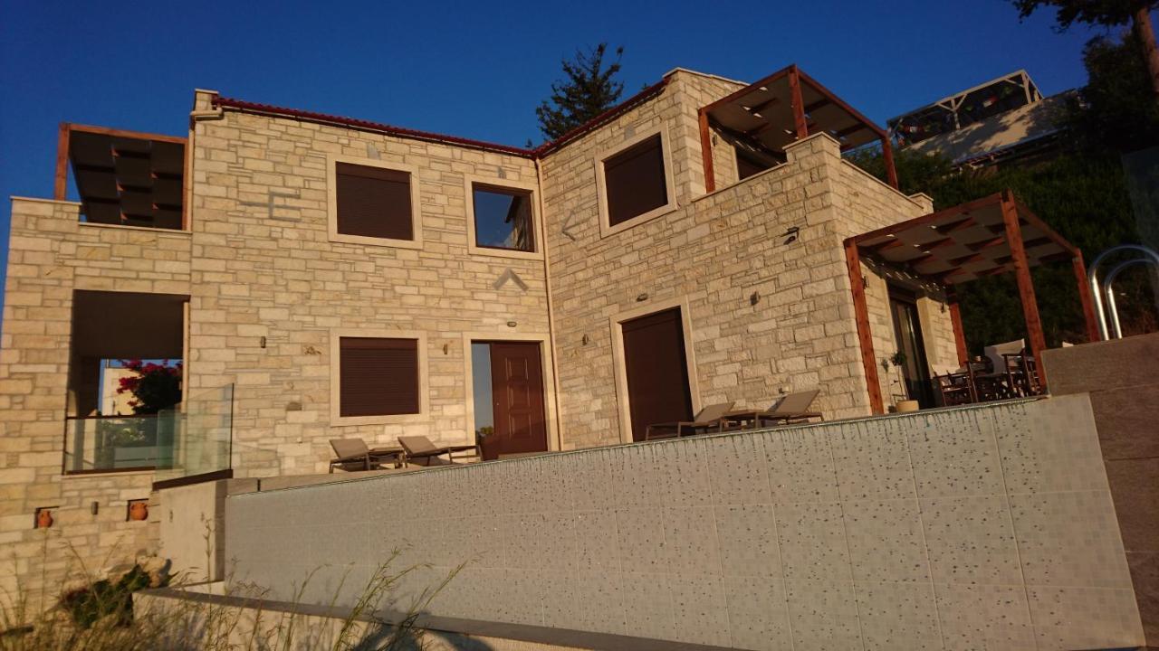 Loutraki  Villa Olive Valley מראה חיצוני תמונה