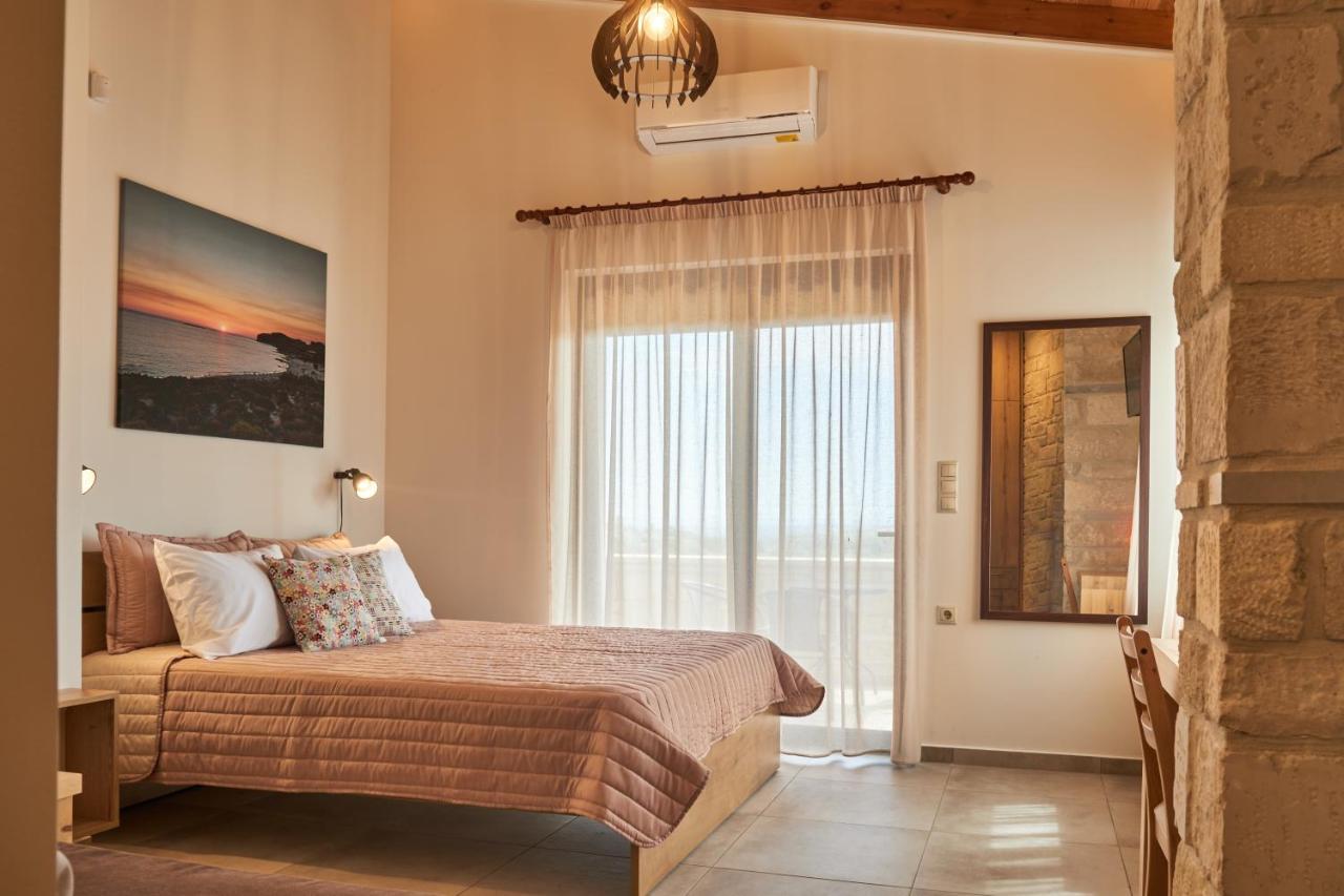 Loutraki  Villa Olive Valley מראה חיצוני תמונה
